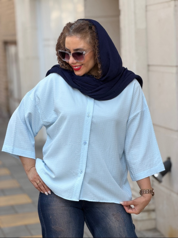 مانتو اطلسی