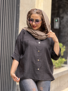 شومیز دکمه فلزی